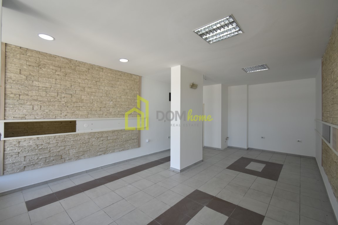 Poslovni prostor 40m2, Preko Morače